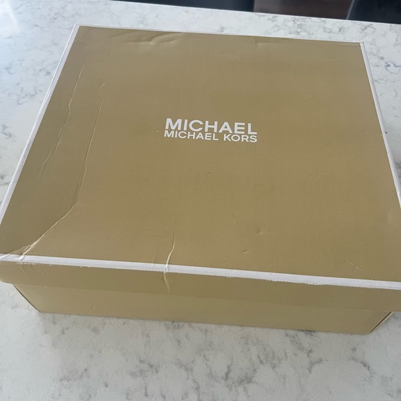 Michael Kors Platform Slides with Rhinestone detail - Picture 6 of 8